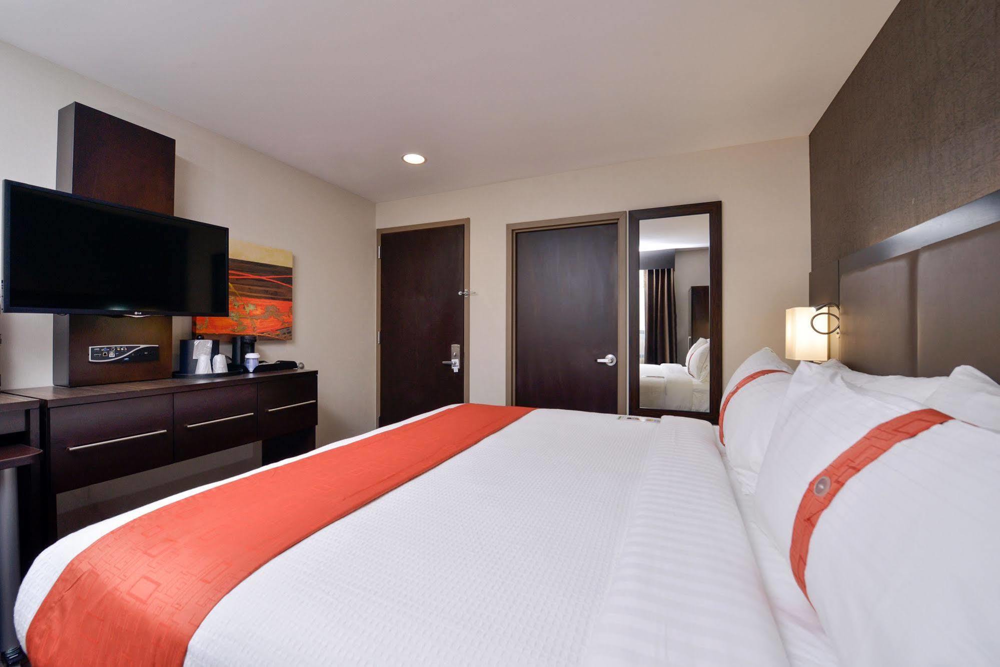 Holiday Inn New York-Jfk Airport Area, An Ihg Hotel Bagian luar foto